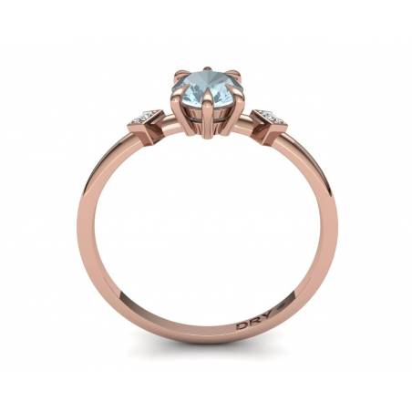Aquamarine and Diamonds 18k gold ring